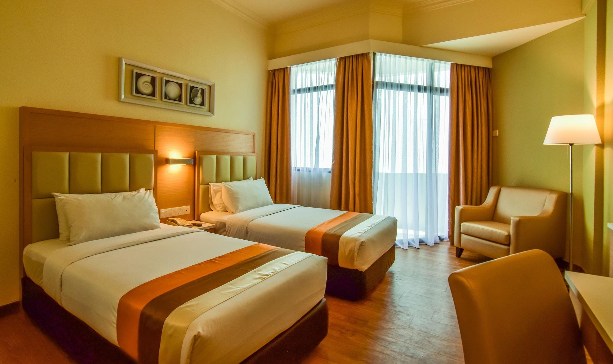 Hotel Sentral Seaview @ ​Beachfront Tanjung Bungah  Ngoại thất bức ảnh