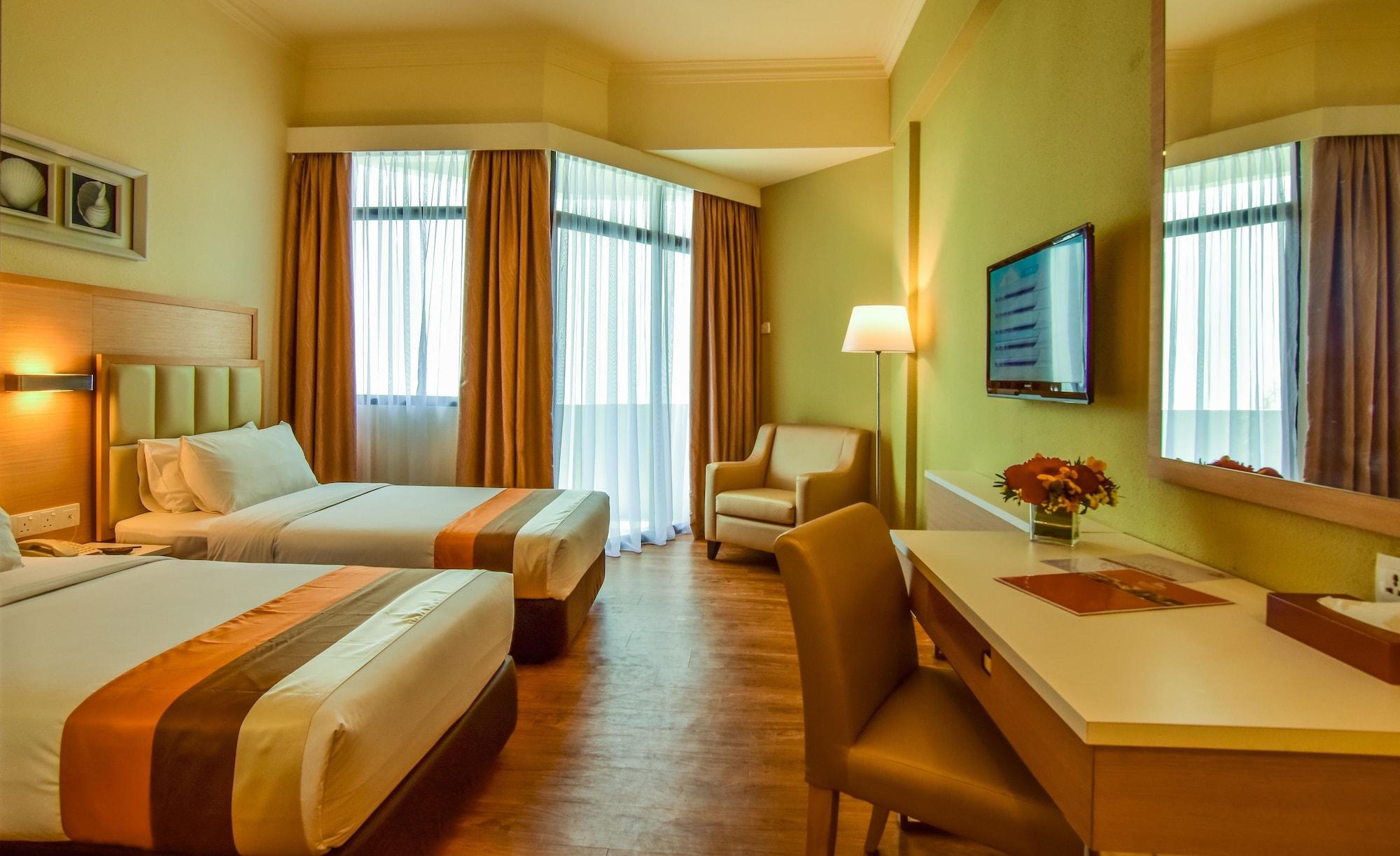 Hotel Sentral Seaview @ ​Beachfront Tanjung Bungah  Ngoại thất bức ảnh