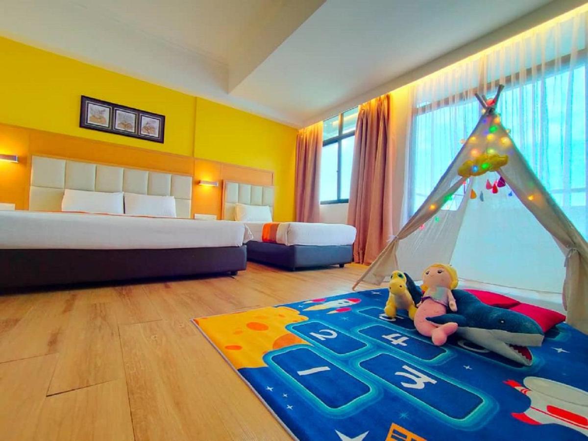 Hotel Sentral Seaview @ ​Beachfront Tanjung Bungah  Ngoại thất bức ảnh