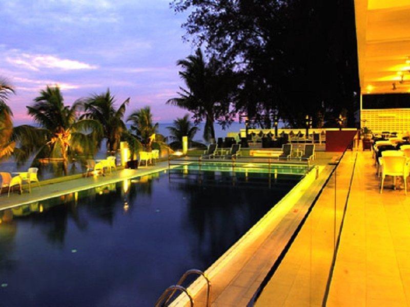 Hotel Sentral Seaview @ ​Beachfront Tanjung Bungah  Ngoại thất bức ảnh