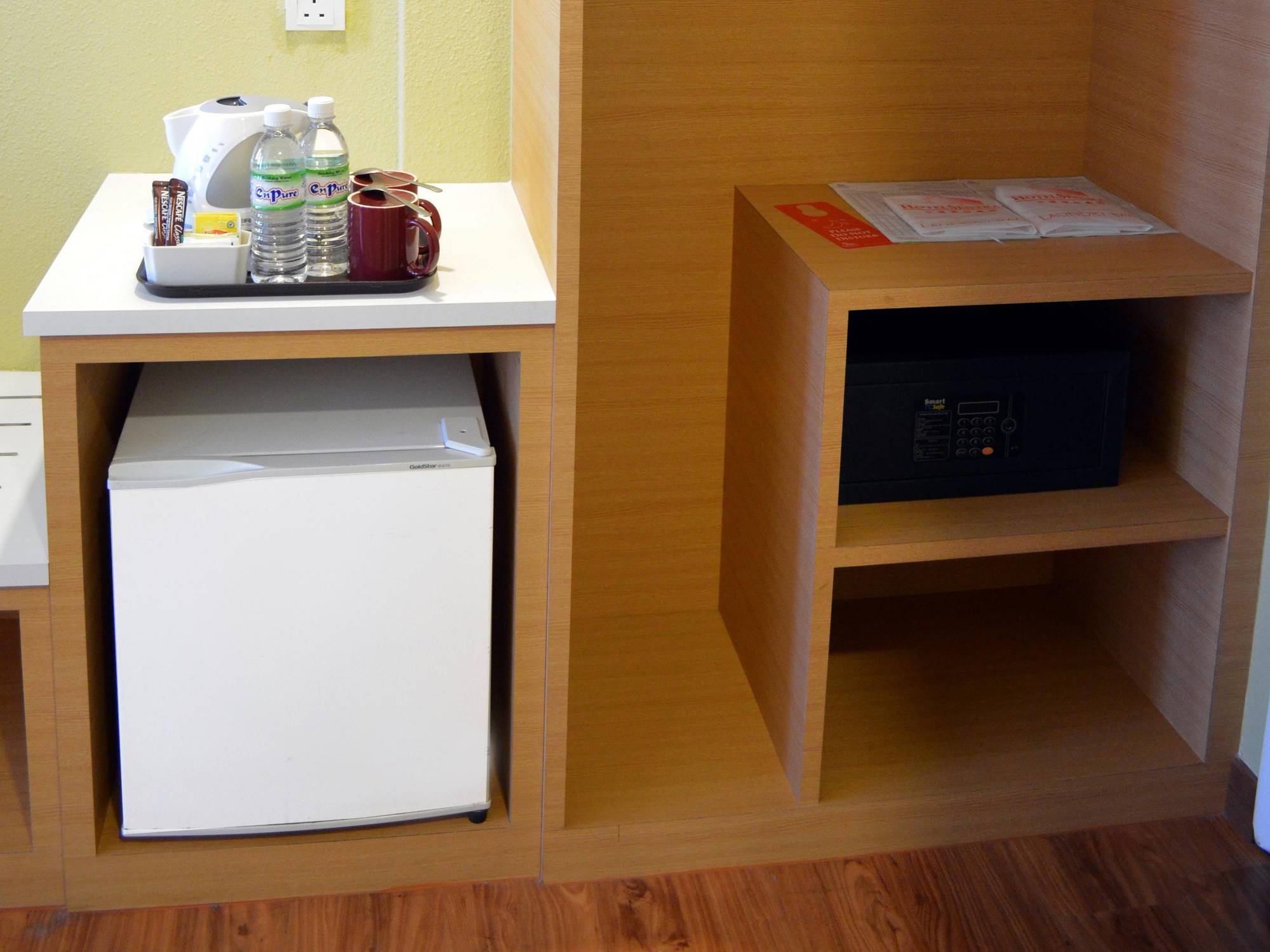Hotel Sentral Seaview @ ​Beachfront Tanjung Bungah  Ngoại thất bức ảnh